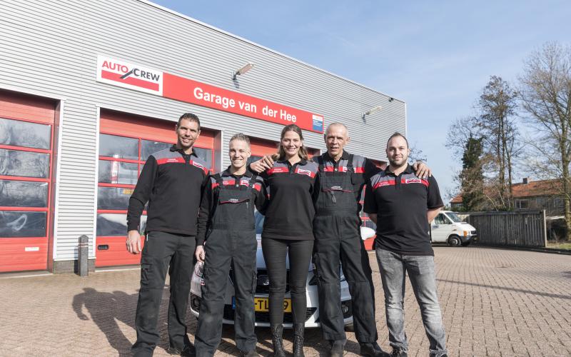 Het team van AutoCrew Van der Hee